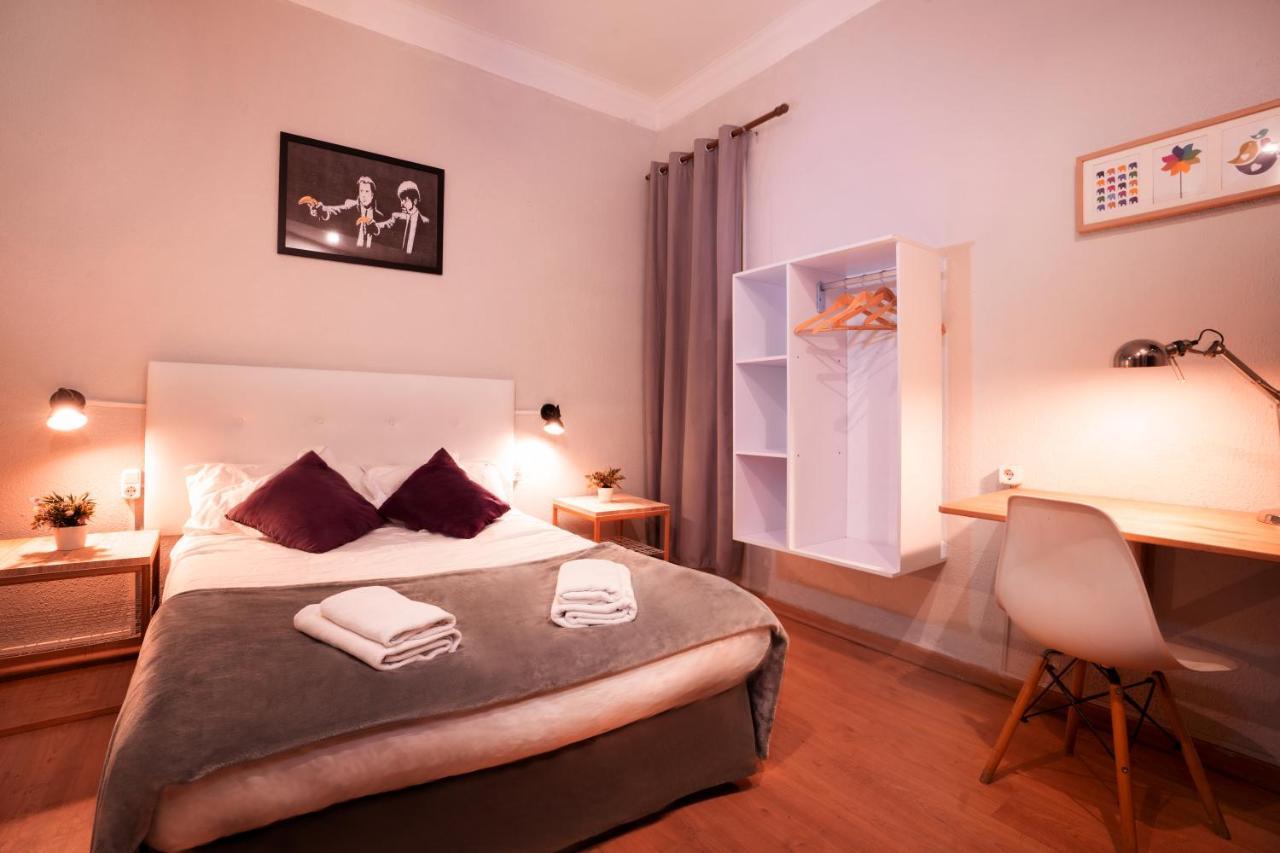 Wow Hostel Barcelona Exterior photo
